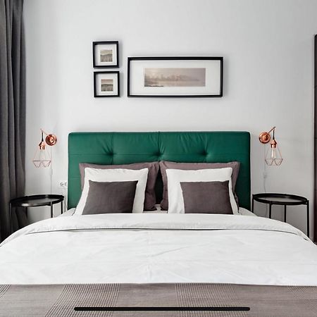Appartement Modern Studio Coresi à Braşov Extérieur photo