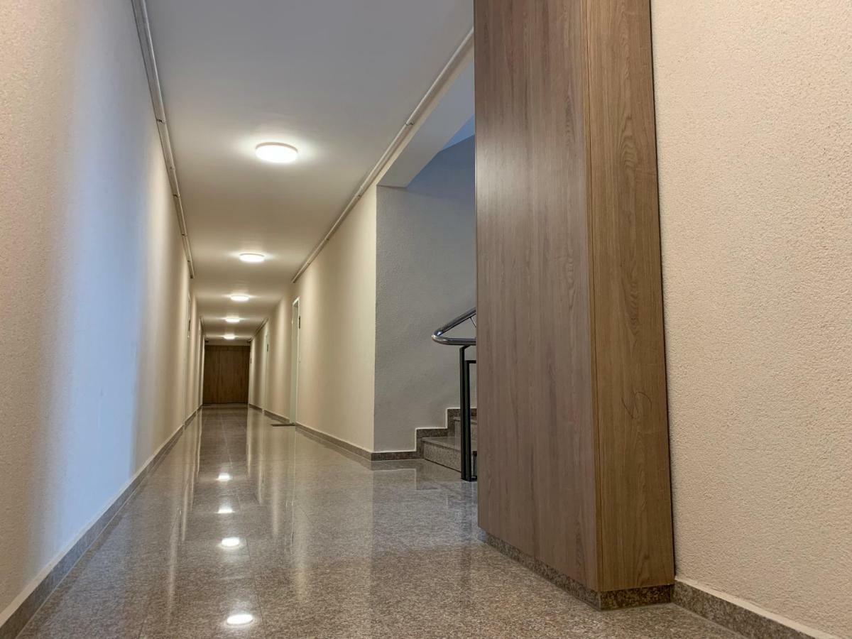 Appartement Modern Studio Coresi à Braşov Extérieur photo
